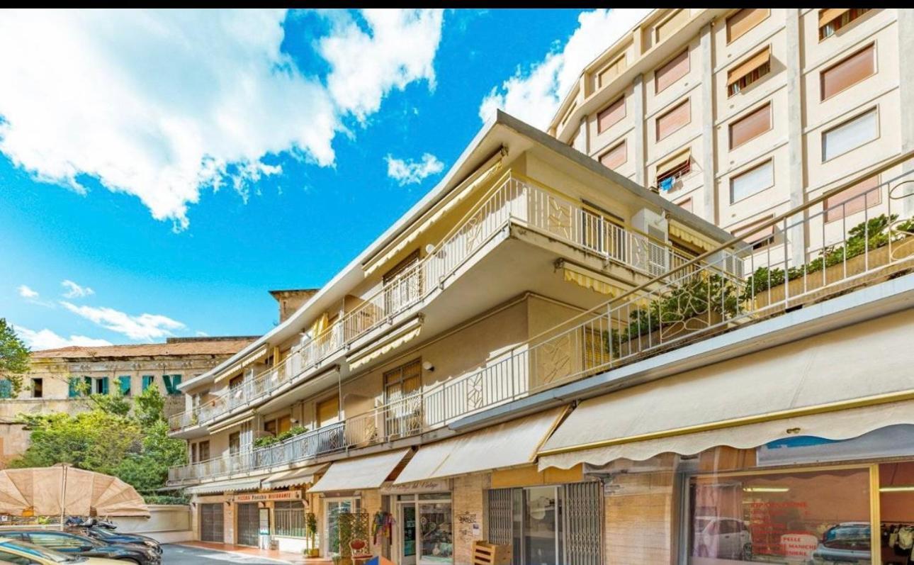 Appartamento Casa Girasole 1 Sanremo Esterno foto